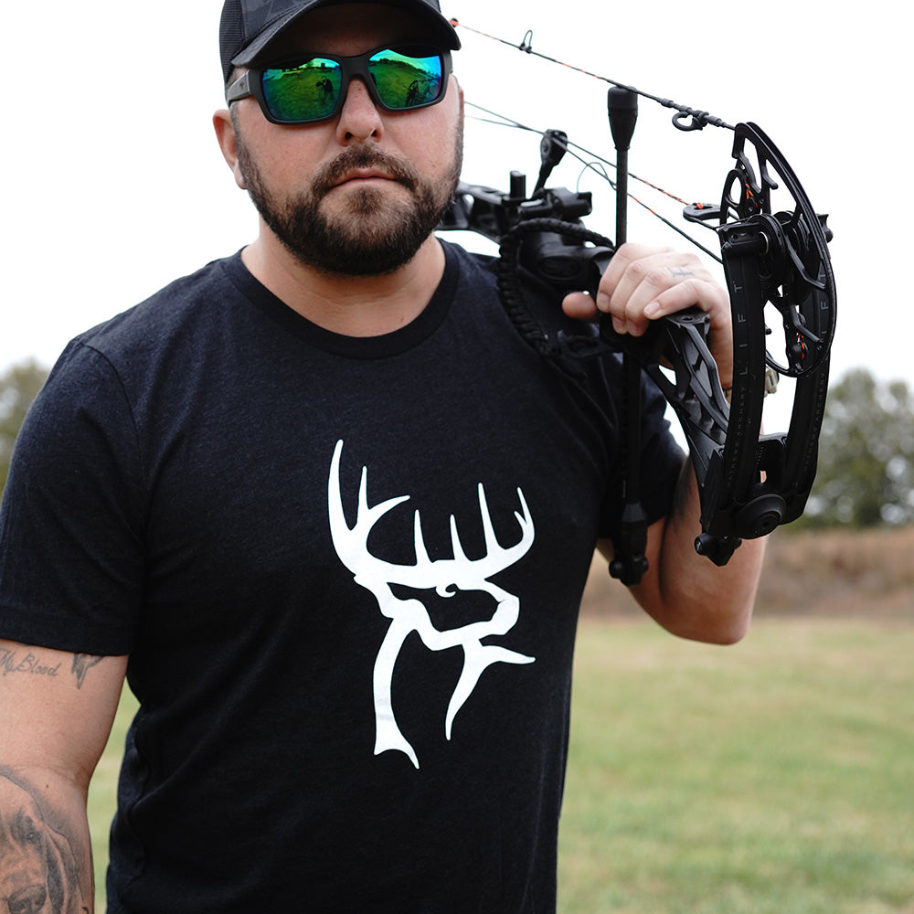 Buck Commander District Black Icon Tee