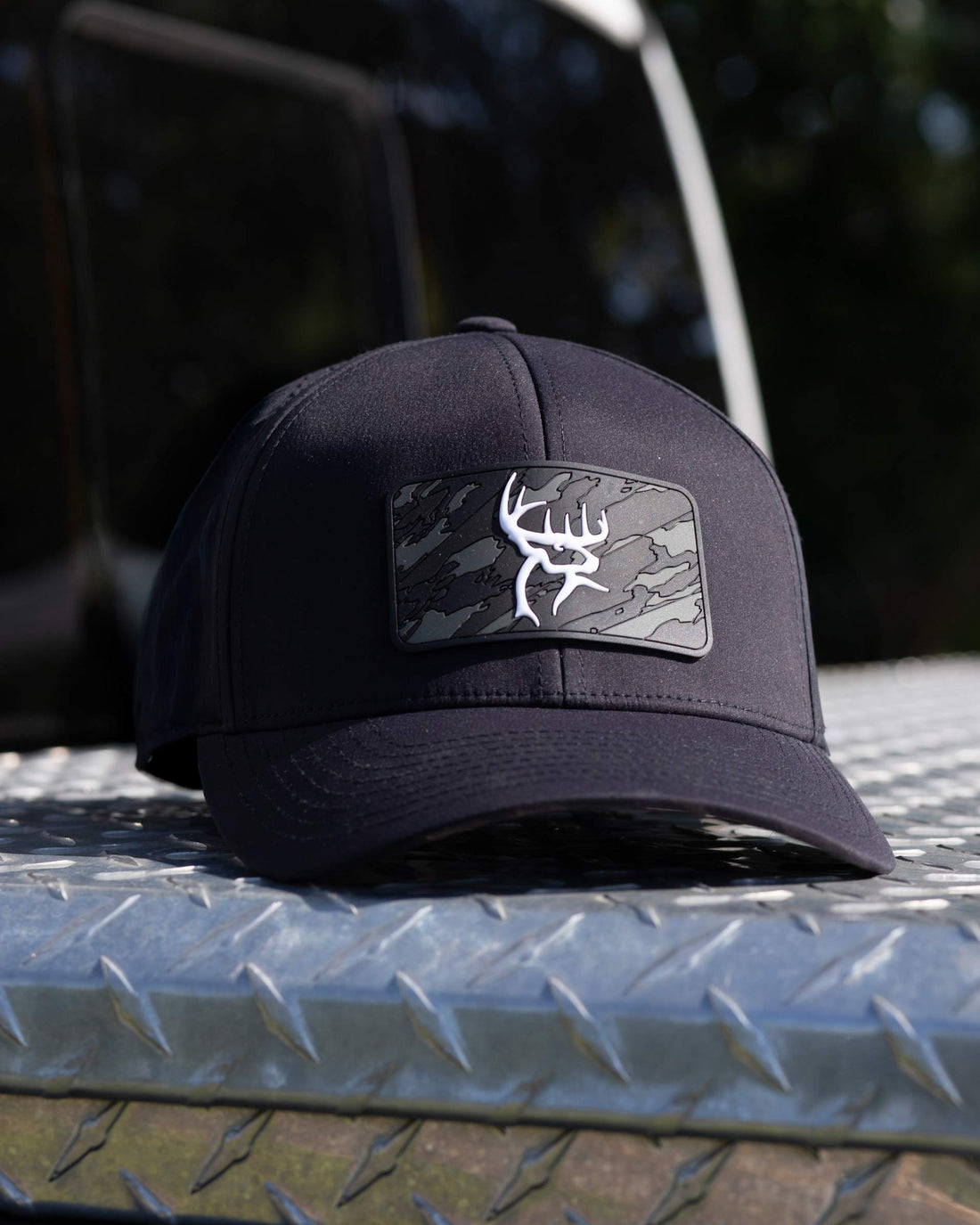 Buck Commander x Branded Bills Curved Performance Black