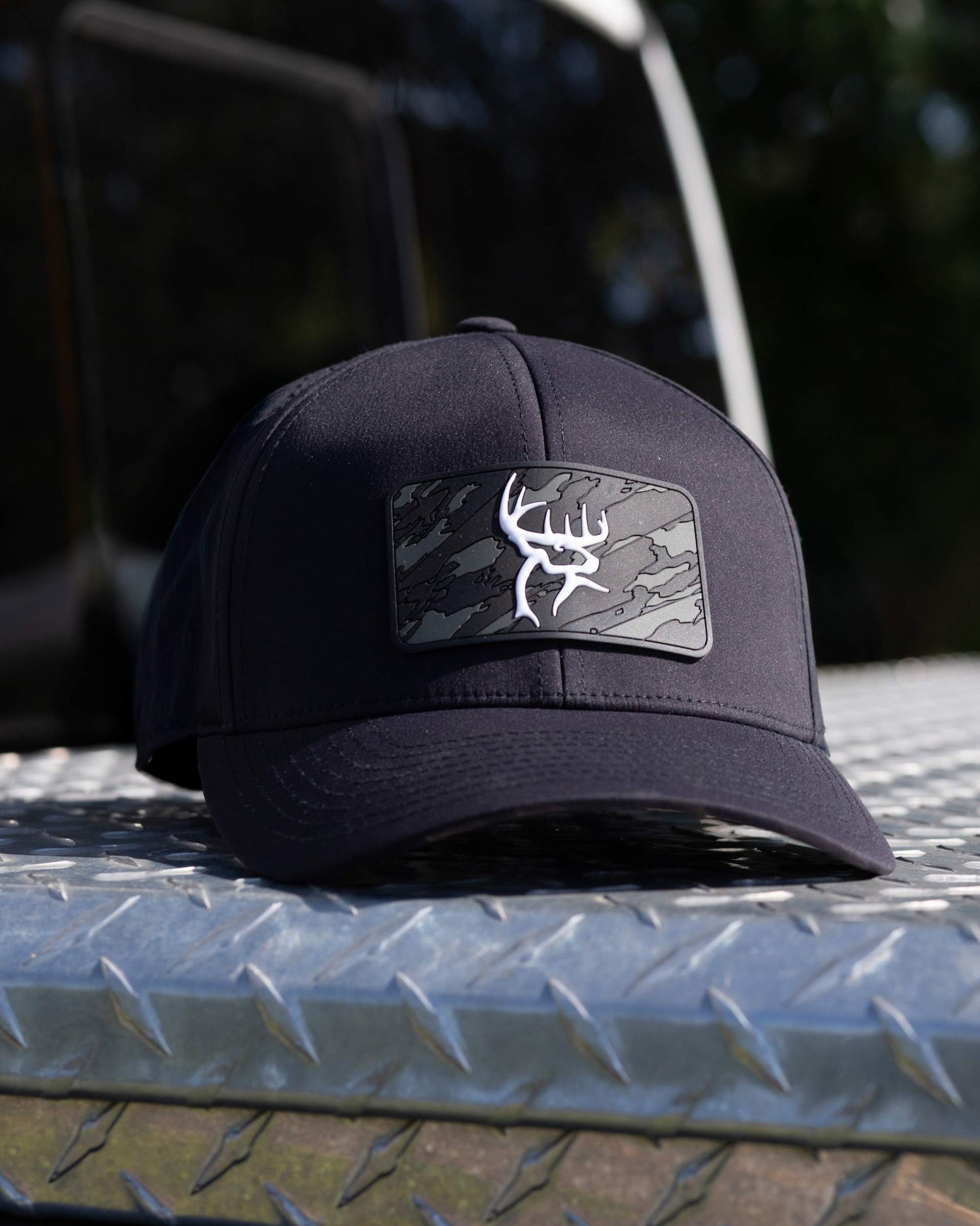 Buck Commander x Branded Bills Curved Performance Black